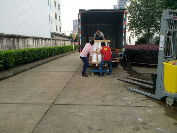 250kg糖心视频黄色网站用於襄陽電鍍廠汙水處理發貨圖