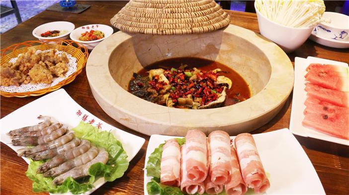 蒸汽發生器用來製作蒸汽石鍋魚 蒸汽發生器用來製作蒸汽石鍋魚